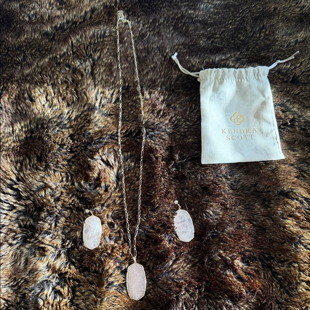 Kendra Scott Blush Pink Quartz Necklace Set